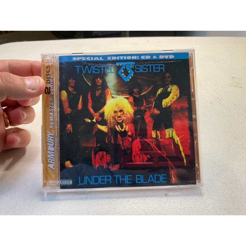 Twisted Sister Under the Blade Special Edition CD DVD Remaster ARM250472